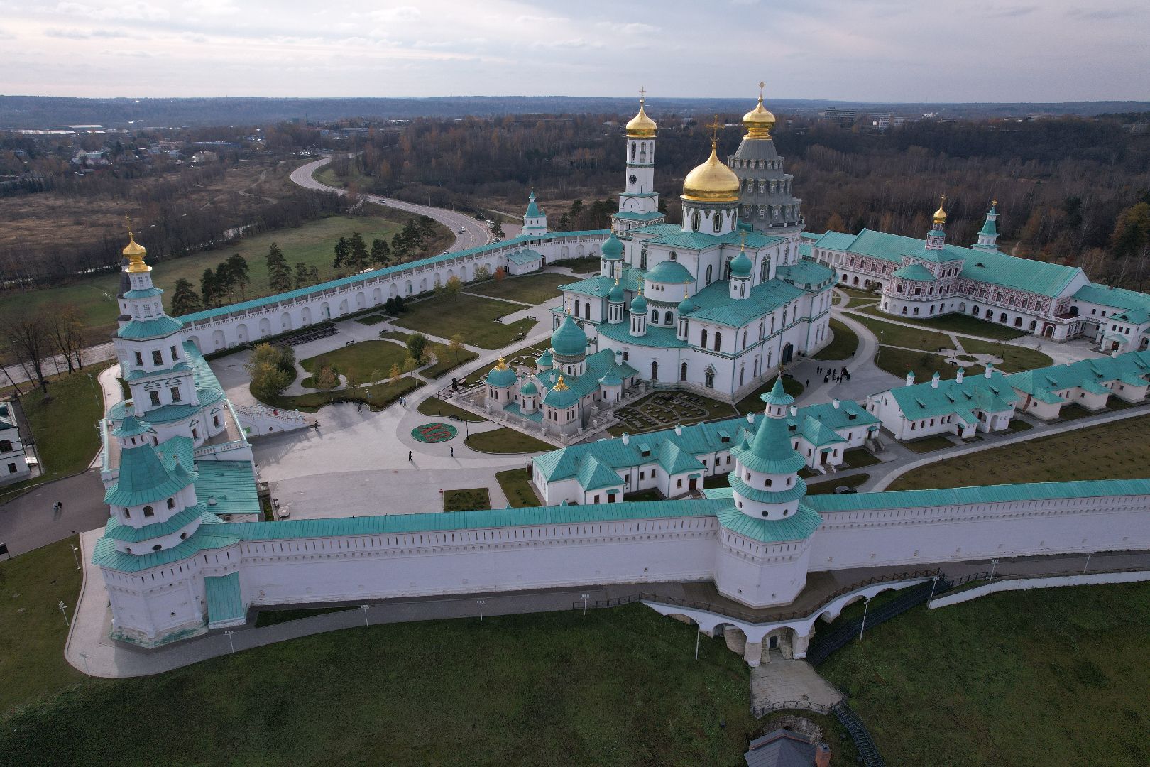 видео с коптера, Истра, монастырь,