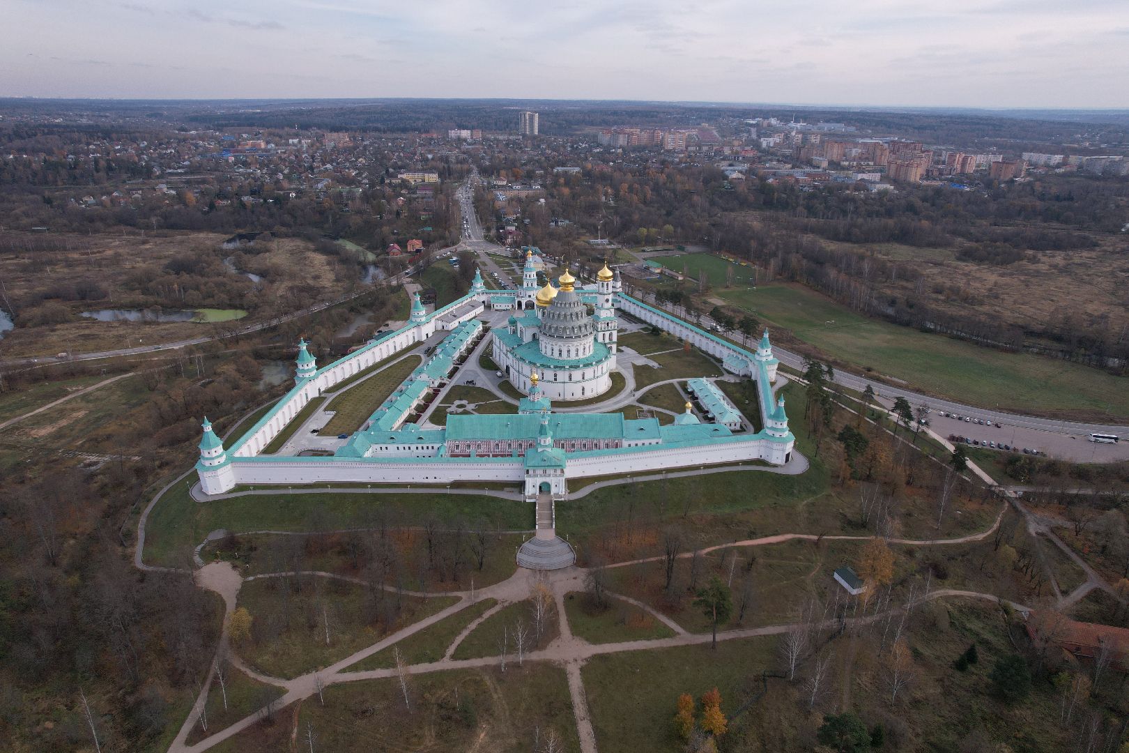 видео с коптера, Истра, монастырь,