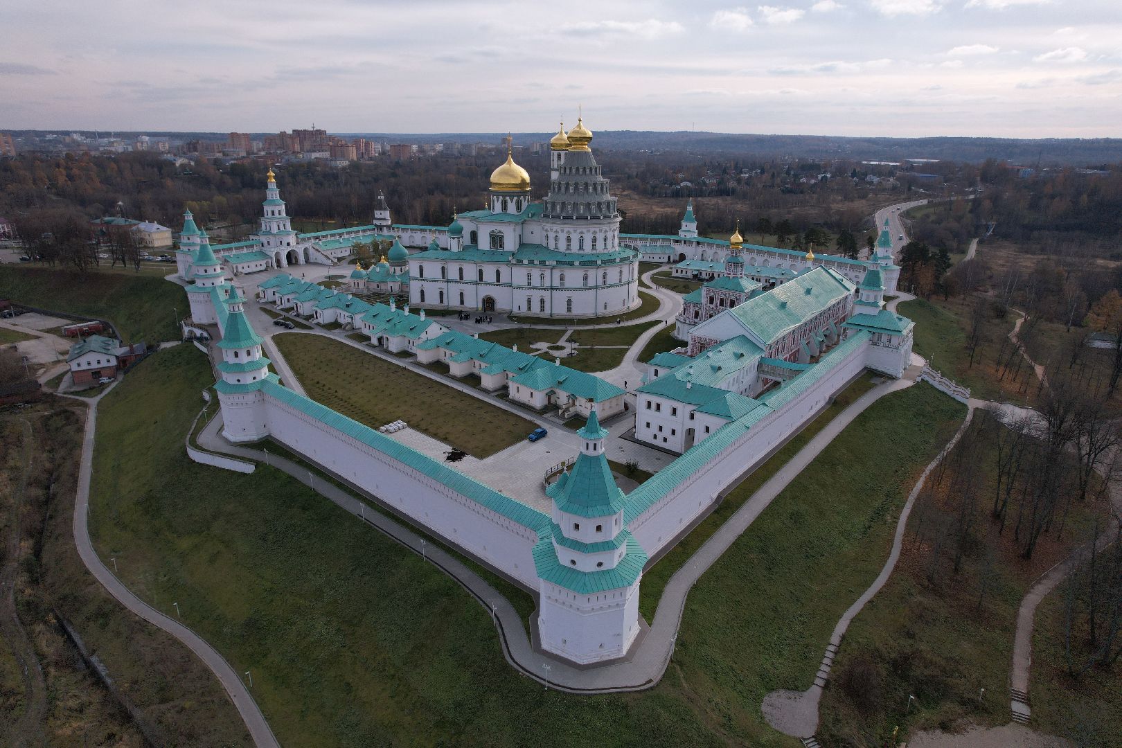 видео с коптера, Истра, монастырь,