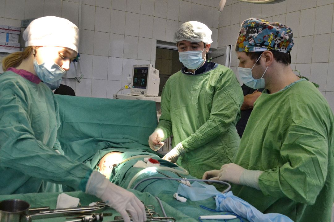 Балашиха, Балашихинская областная больница, медучреждения, здоровье, врачи, операции, Валерий Файзуллаев, Сослан Хадонов, грудь сапожника