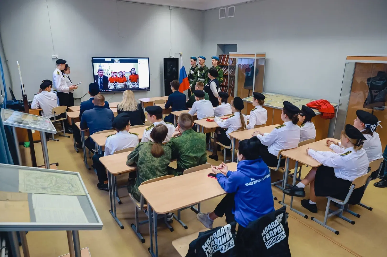 химки, образование, школа, парта героя,