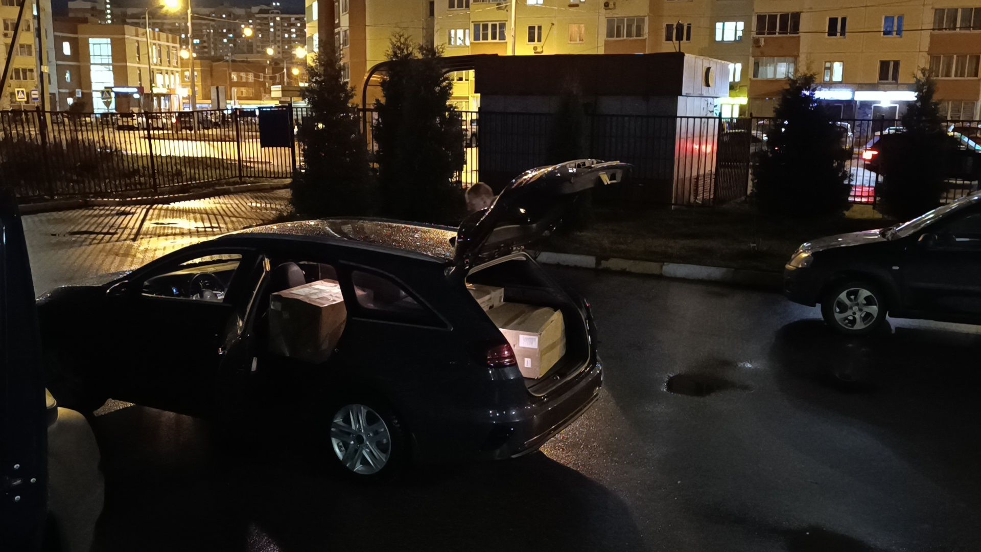 волонтеры, храм, гуманитарная помощь,