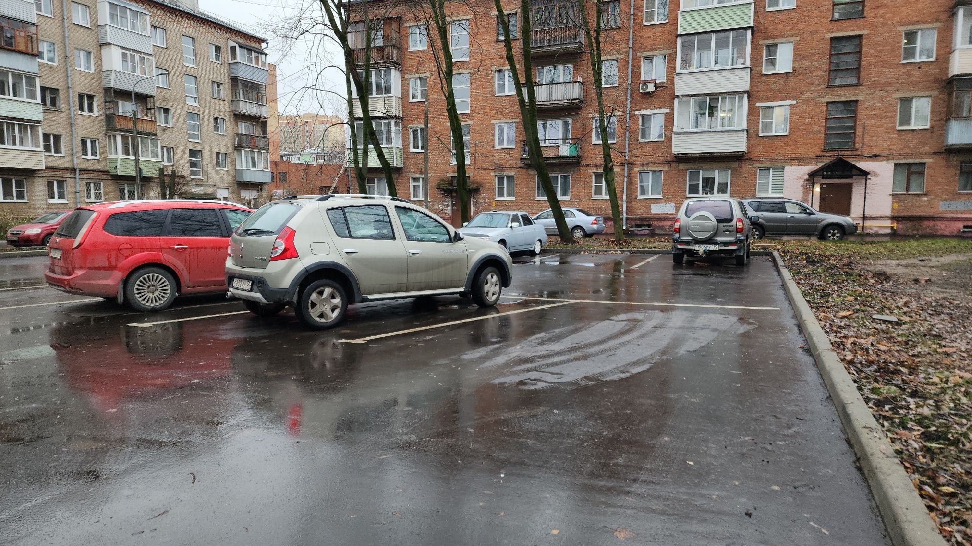 благоустройство, благоустройство дворов, программа губернатора, электросталь, жители, жители города, детская площадка, парковка, парковки, парковка у дома,