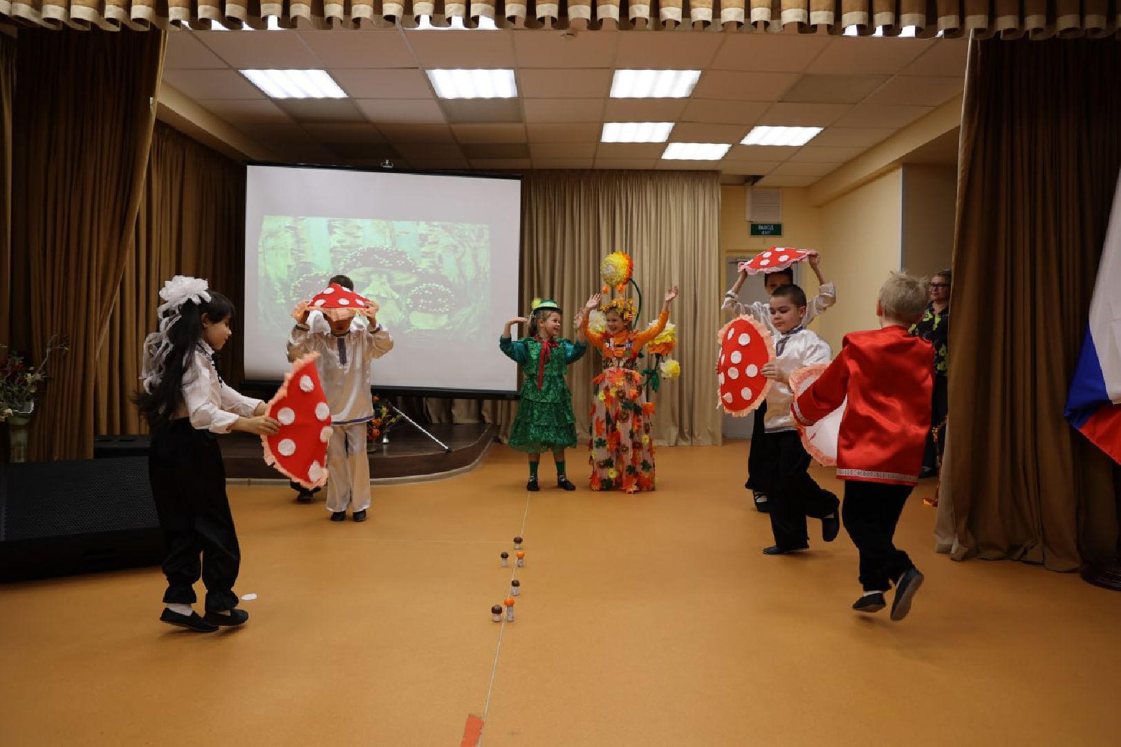 Волоколамск, Дефиле костюмов, Краски осени,