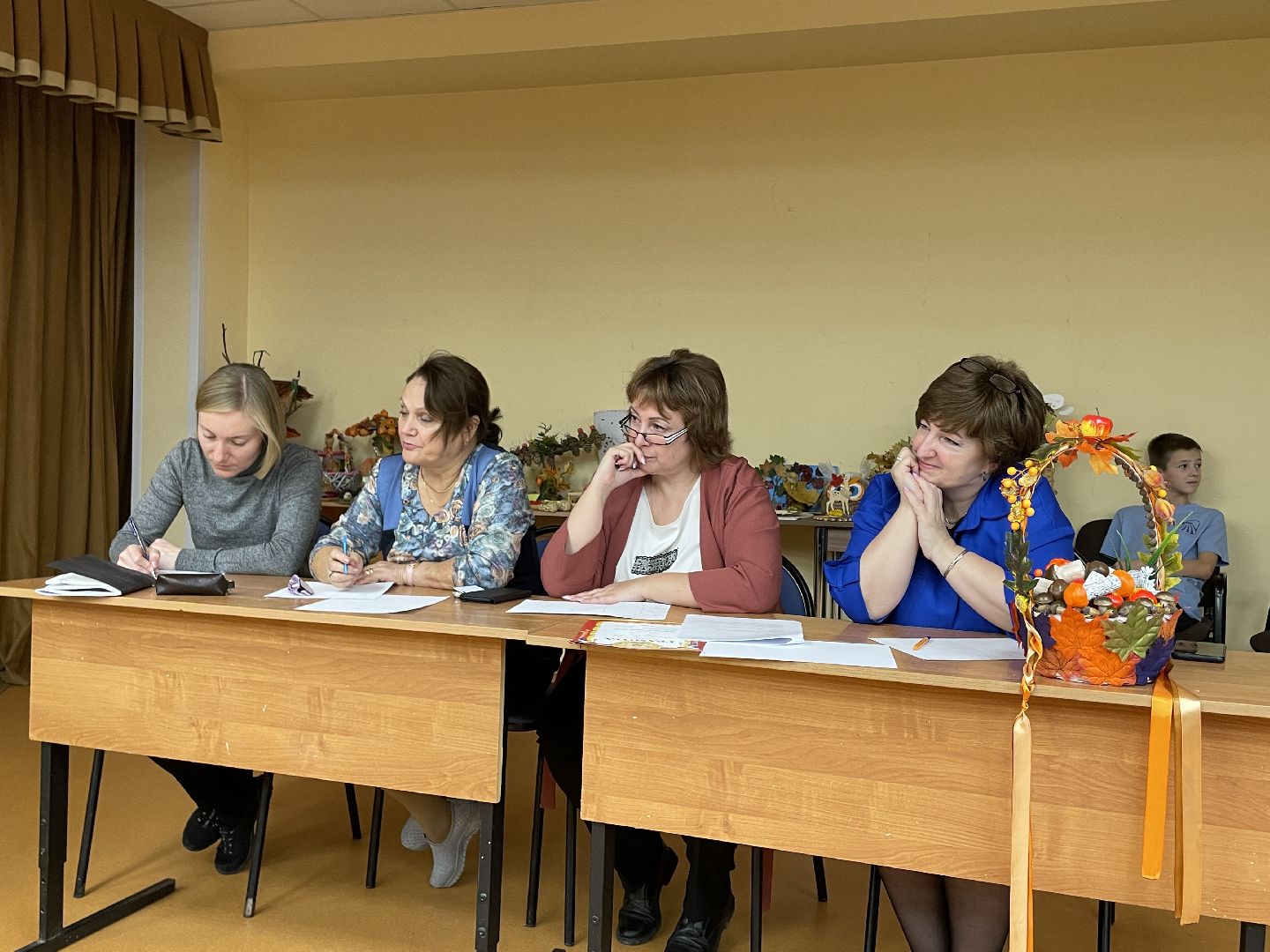 Волоколамск, Дефиле костюмов, Краски осени,