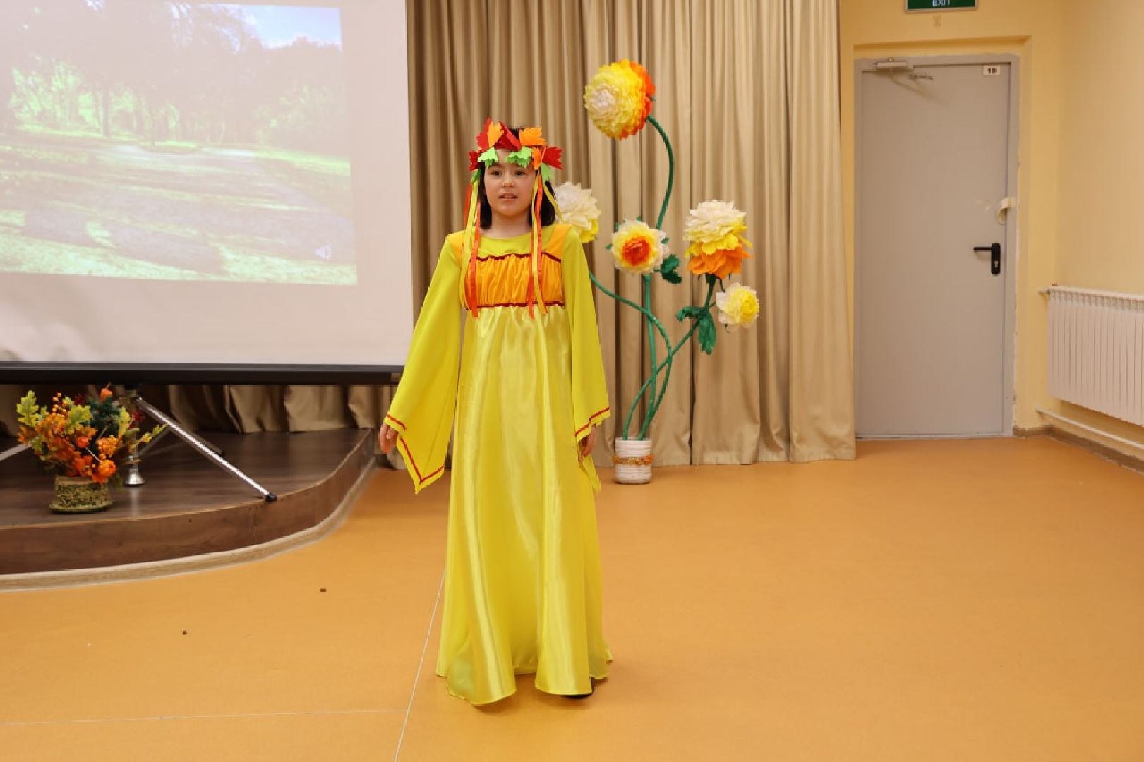 Волоколамск, Дефиле костюмов, Краски осени,