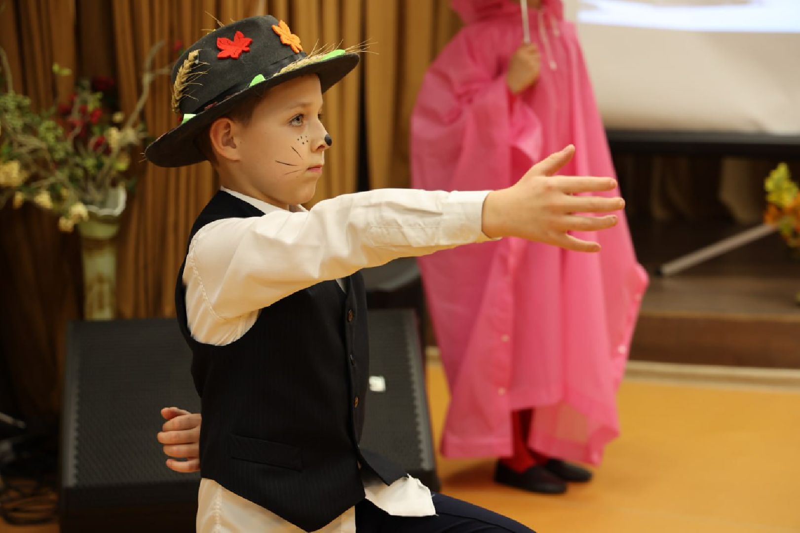 Волоколамск, Дефиле костюмов, Краски осени,