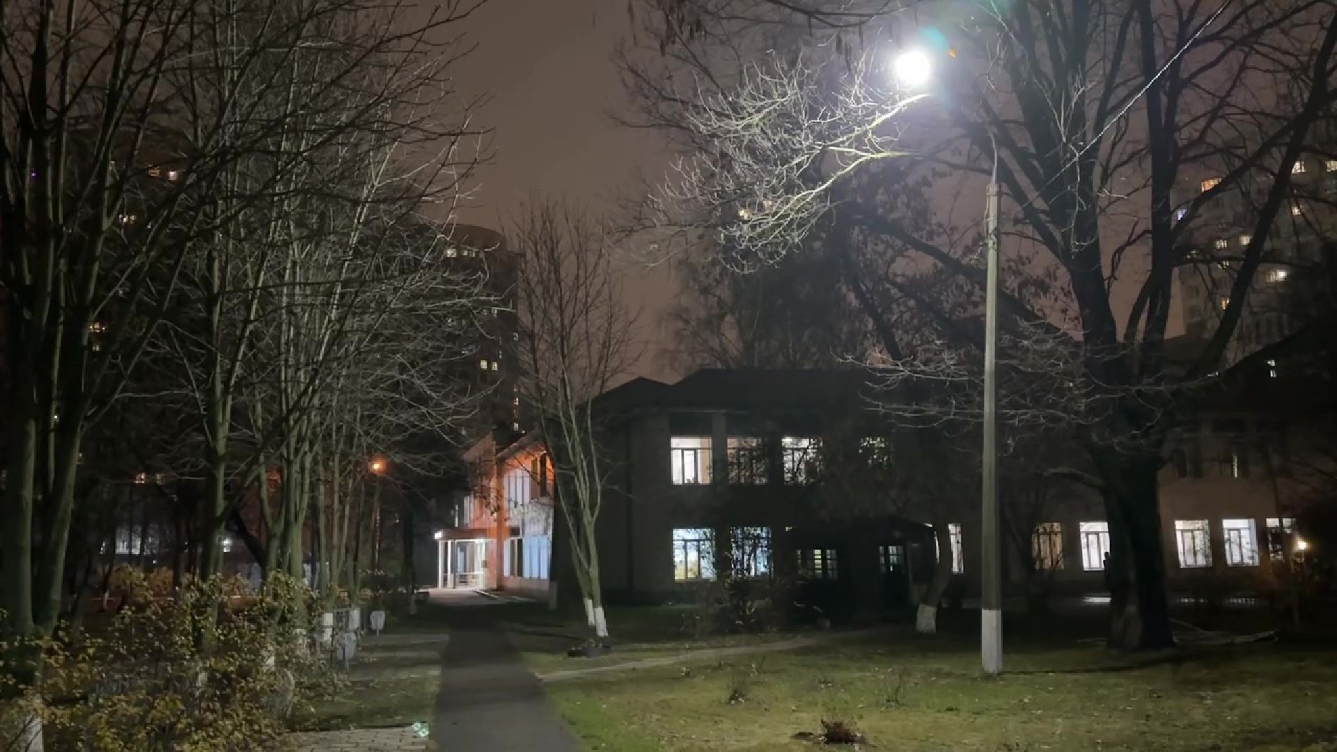 Реутов, медицина, больница, освещение, фонари, лампы,