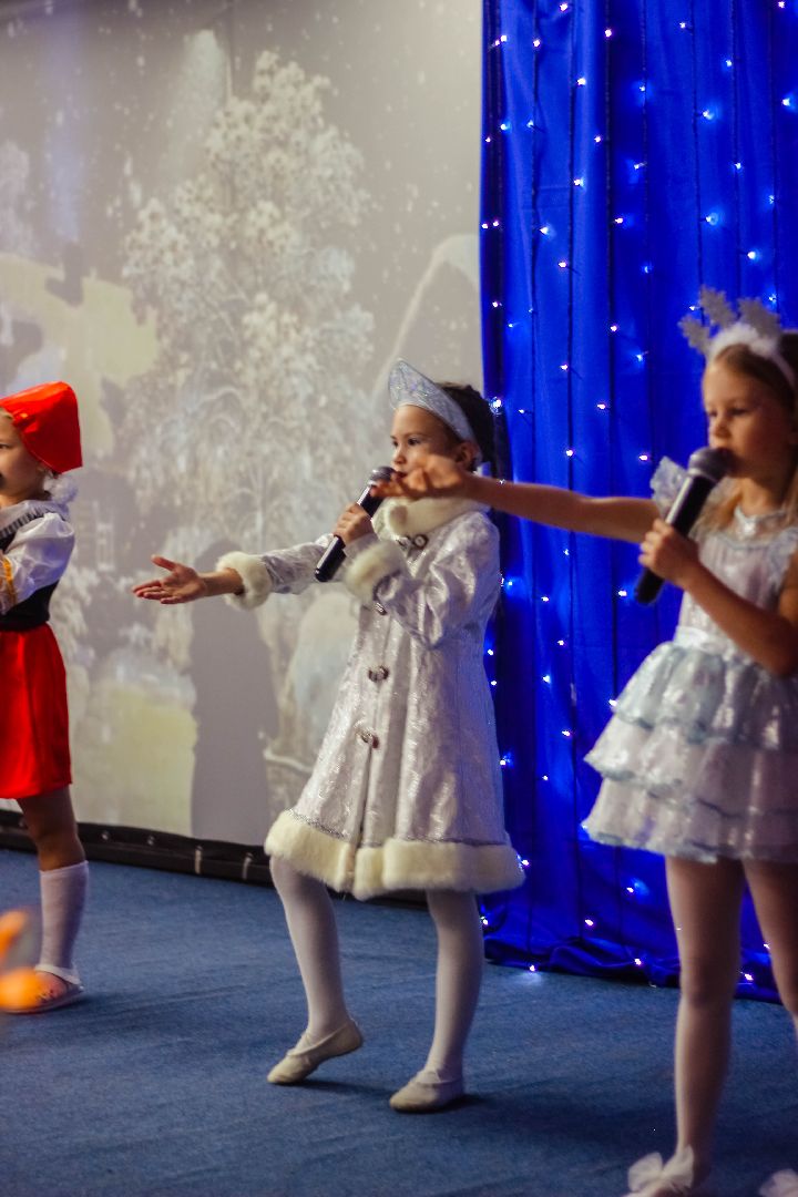 Егорьевск, ДК, Конина, Студия, Волшебница, танцы, песни, стихи, дети, Дед Мороз, Дедушка Мороз,