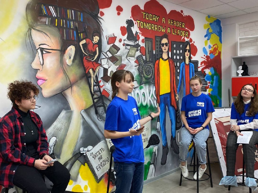 Павловский Посад, общество