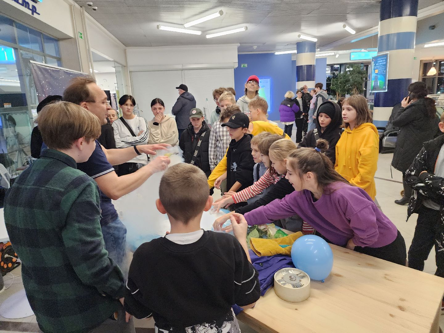 Популяризация науки, Объединенный институт ядерных исследований, Дети, Опыты, Наука, Образование, Дубна, ОИЯИ,