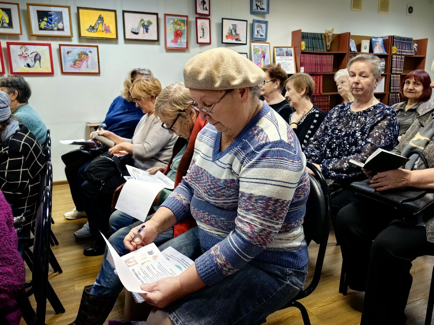 школа здоровья, лекция, болезни слуха, слуховые аппараты, библиотека, протезирование,