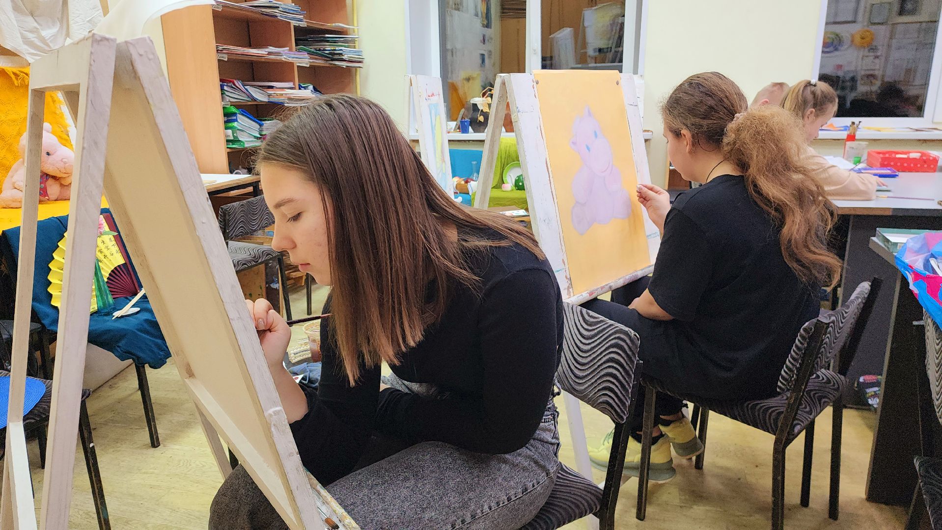 шатура, дмитровский погост, школа искусств, выставка картин, день мамы, городской округ культура, картины,