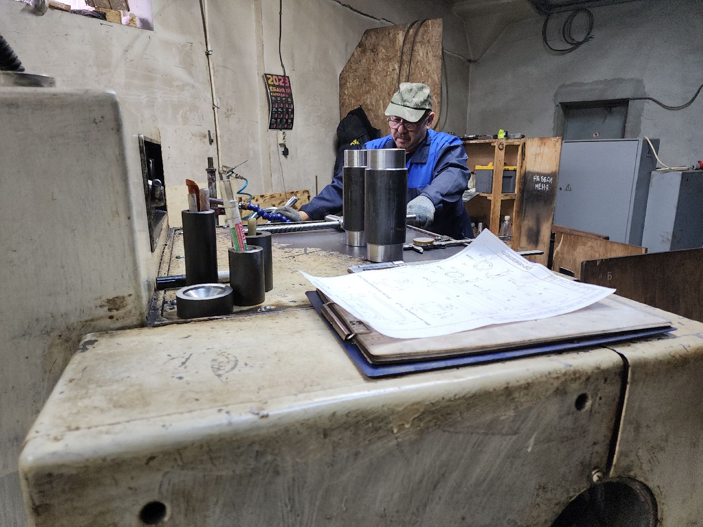 кашира, ст-техникс, производство, навесное оборудование, гидромолот, отвал, щетка,