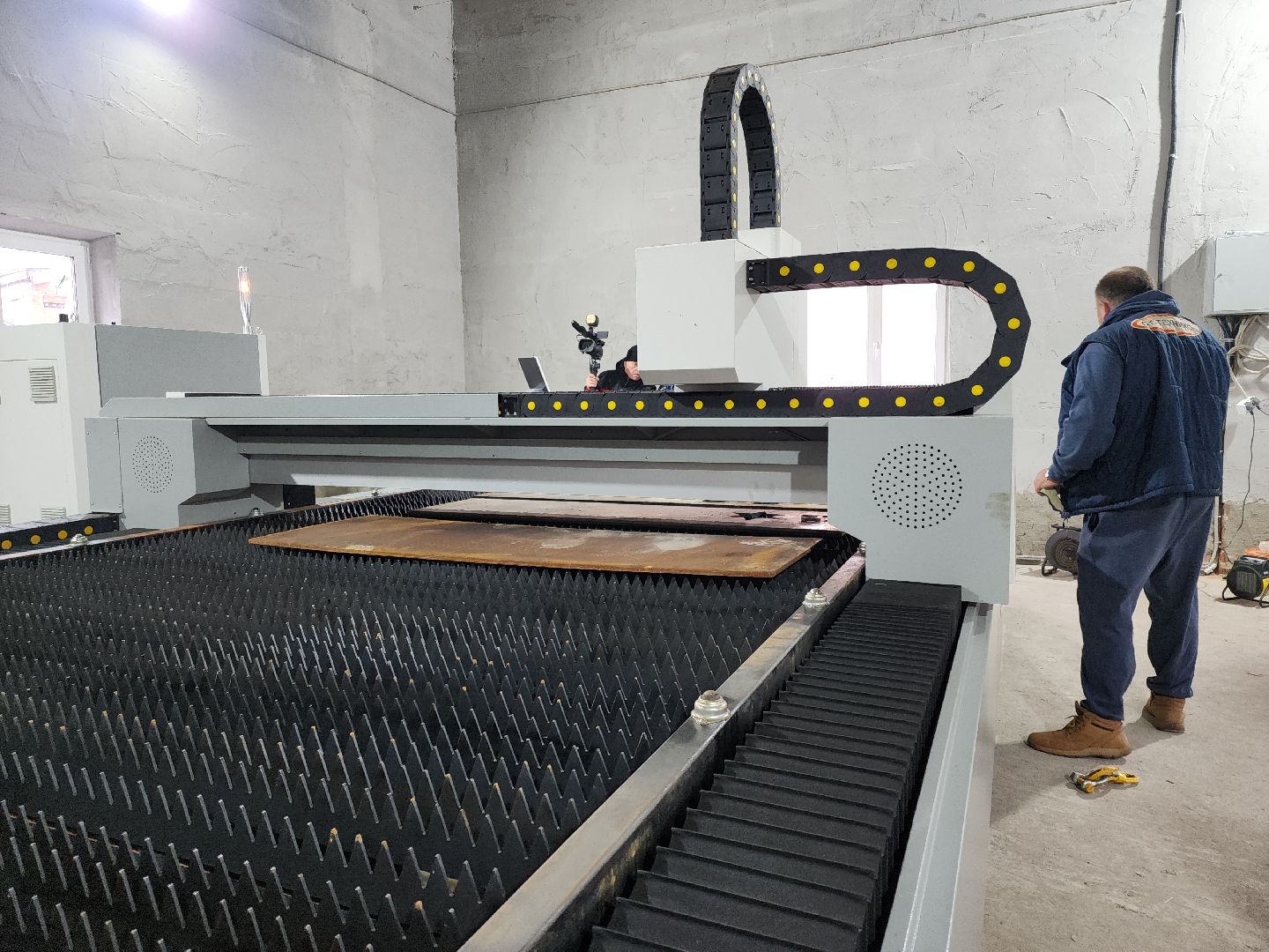 кашира, ст-техникс, производство, навесное оборудование, гидромолот, отвал, щетка,