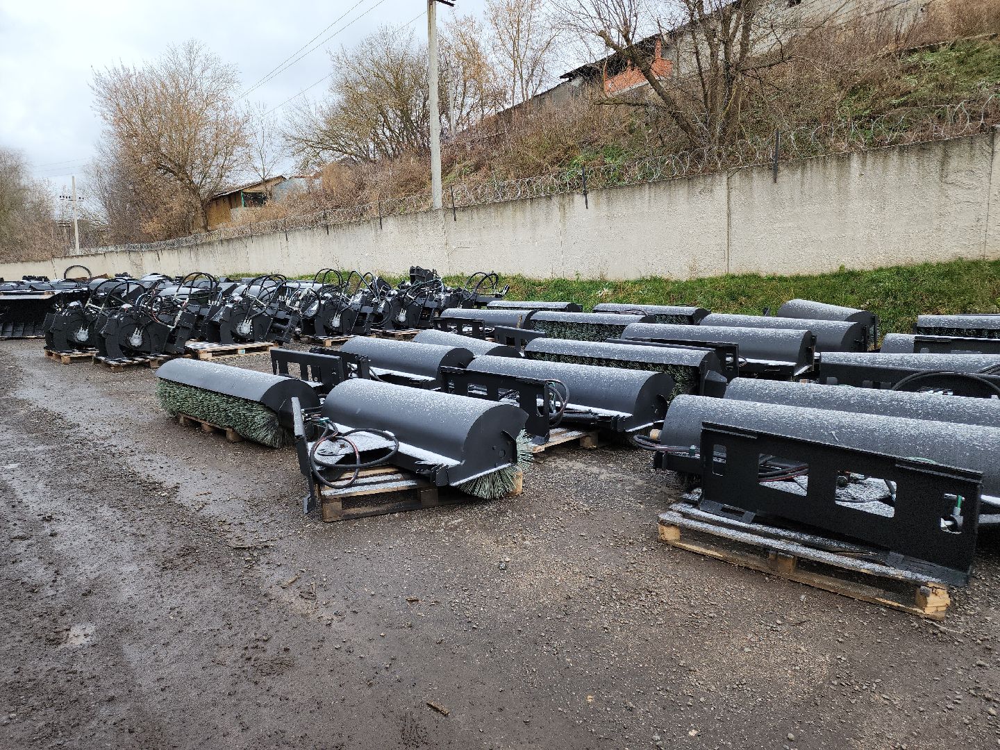 кашира, ст-техникс, производство, навесное оборудование, гидромолот, отвал, щетка,