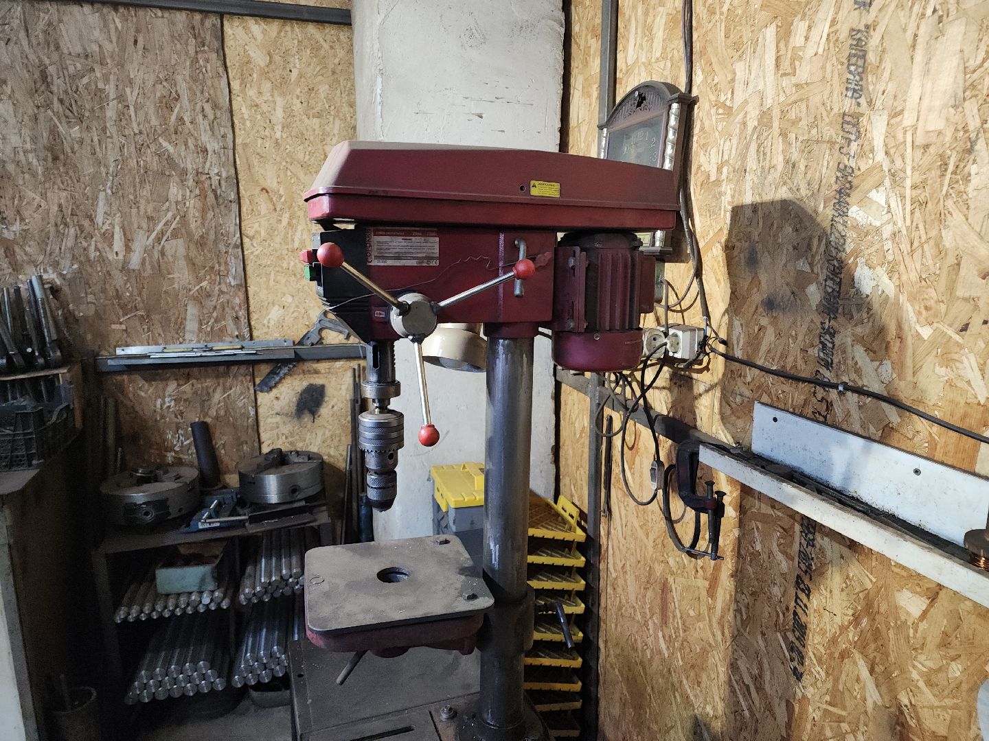 кашира, ст-техникс, производство, навесное оборудование, гидромолот, отвал, щетка,