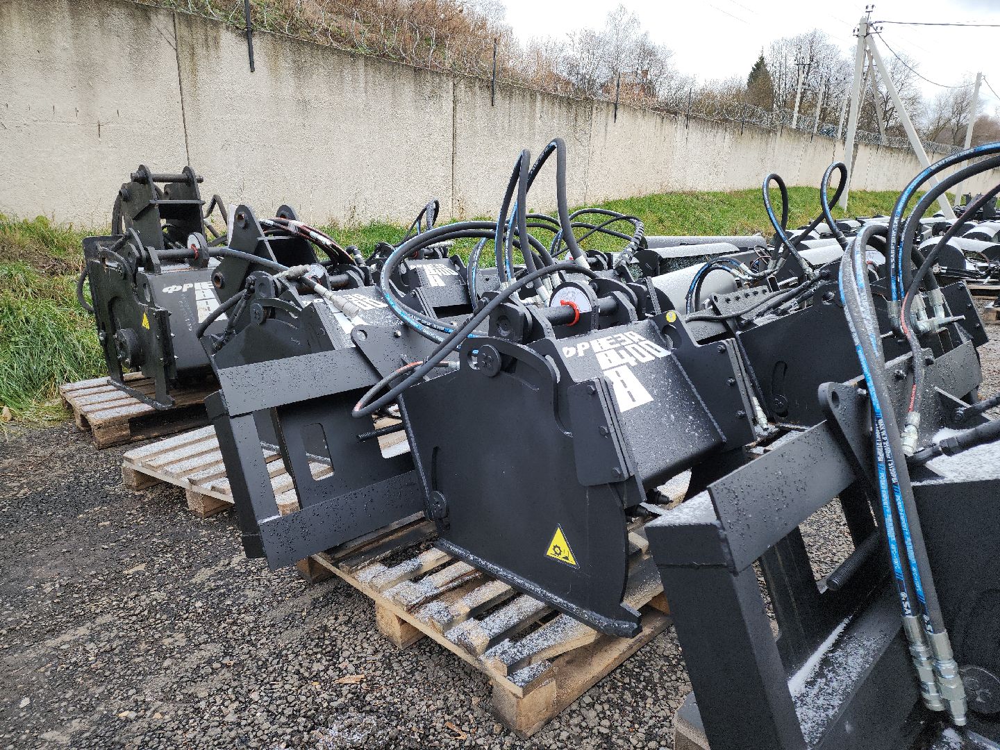 кашира, ст-техникс, производство, навесное оборудование, гидромолот, отвал, щетка,