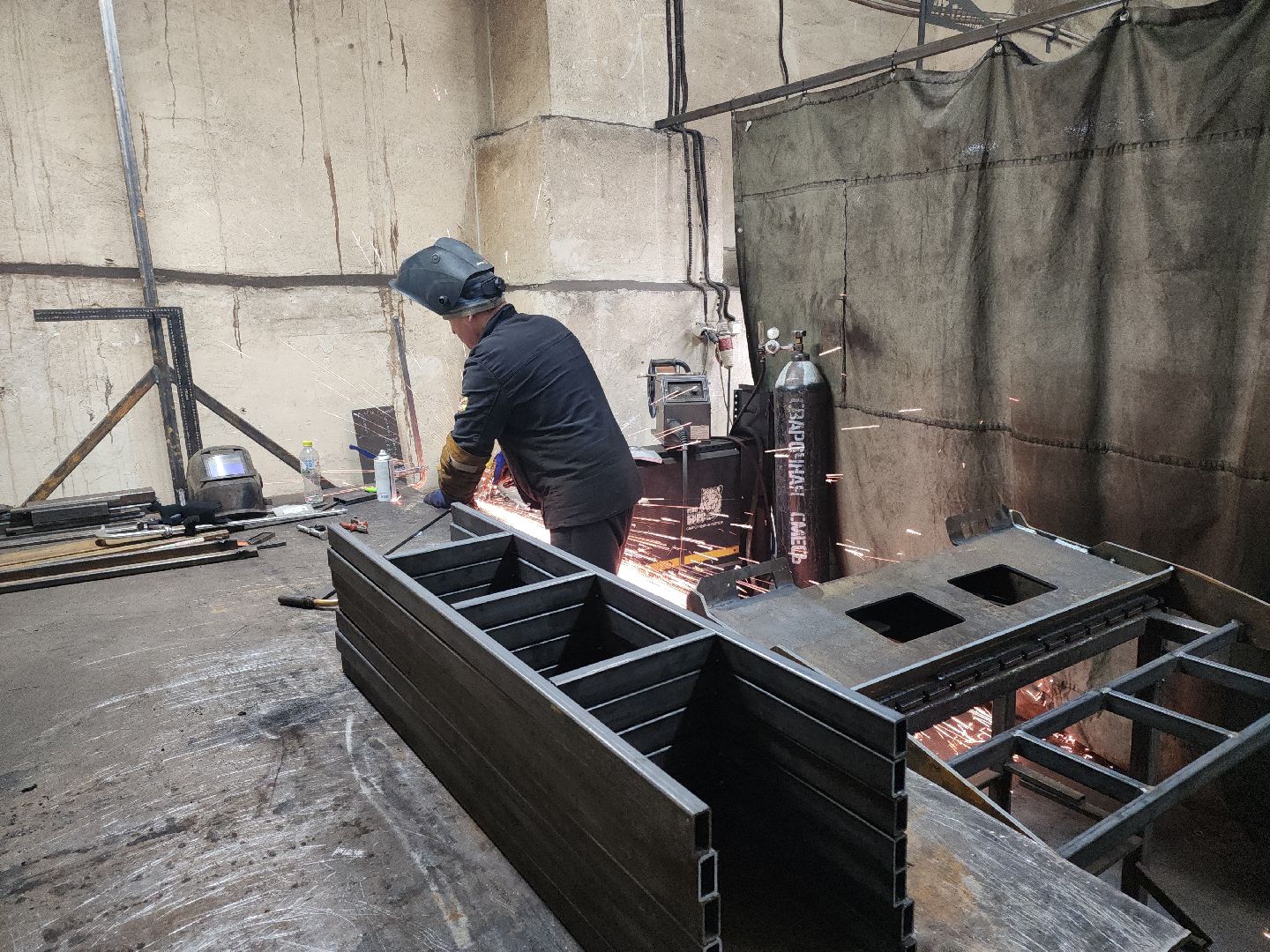 кашира, ст-техникс, производство, навесное оборудование, гидромолот, отвал, щетка,