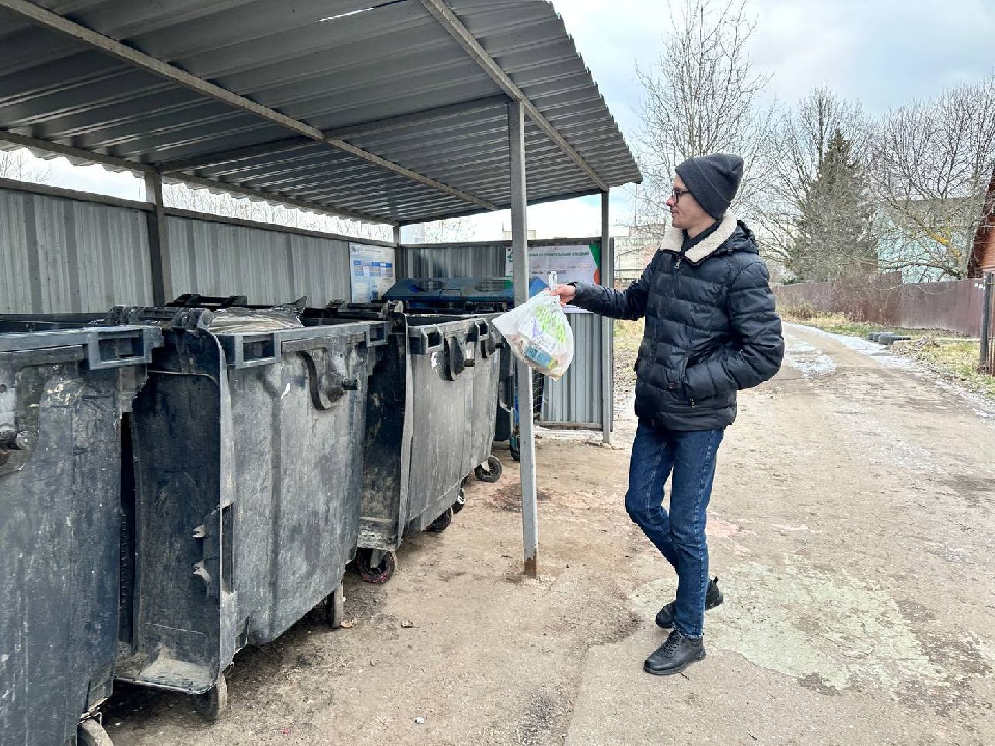 мусорные контейнеры, мусорные площадки, Апрелевка,