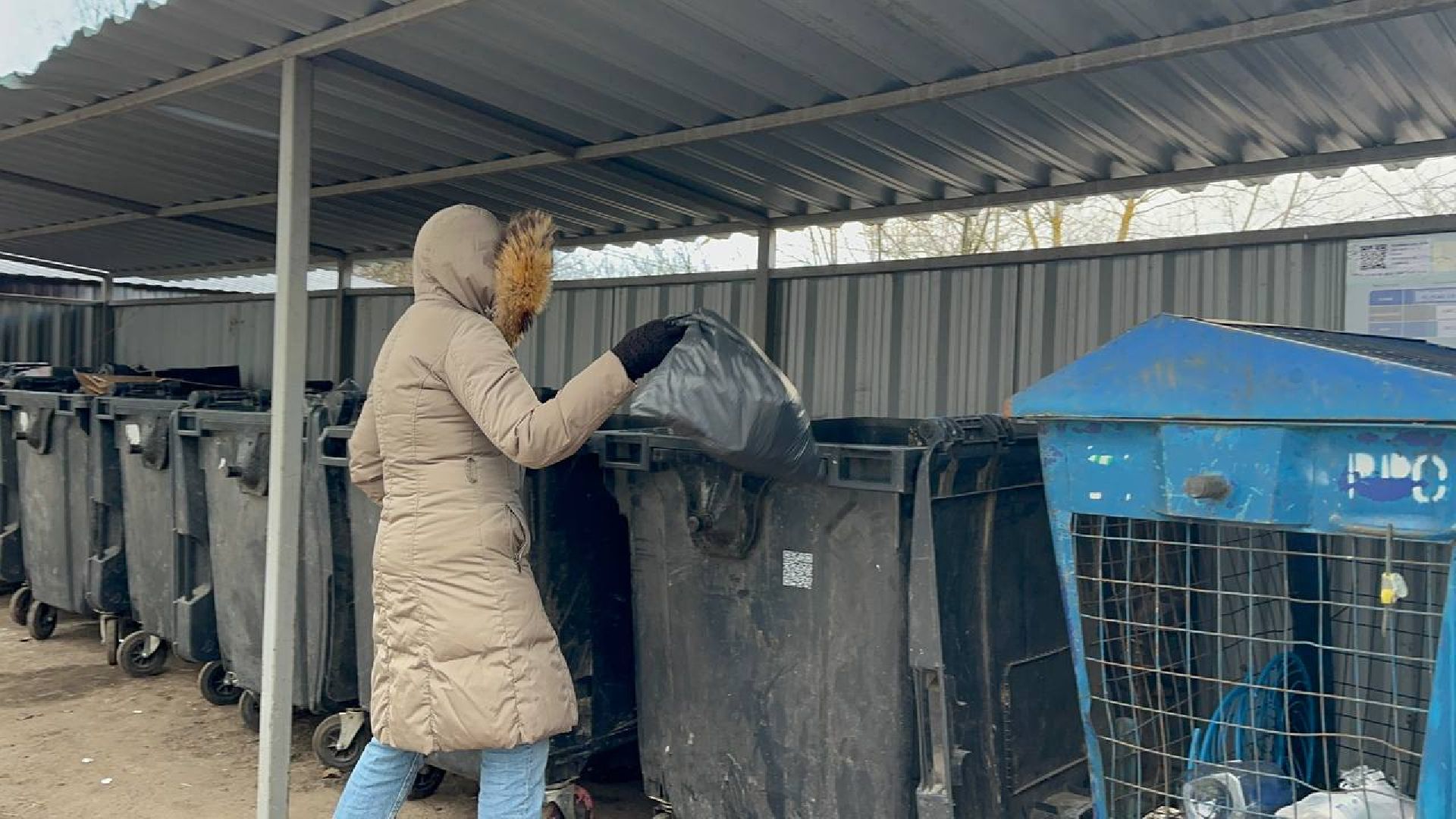 мусорные контейнеры, мусорные площадки, Апрелевка,