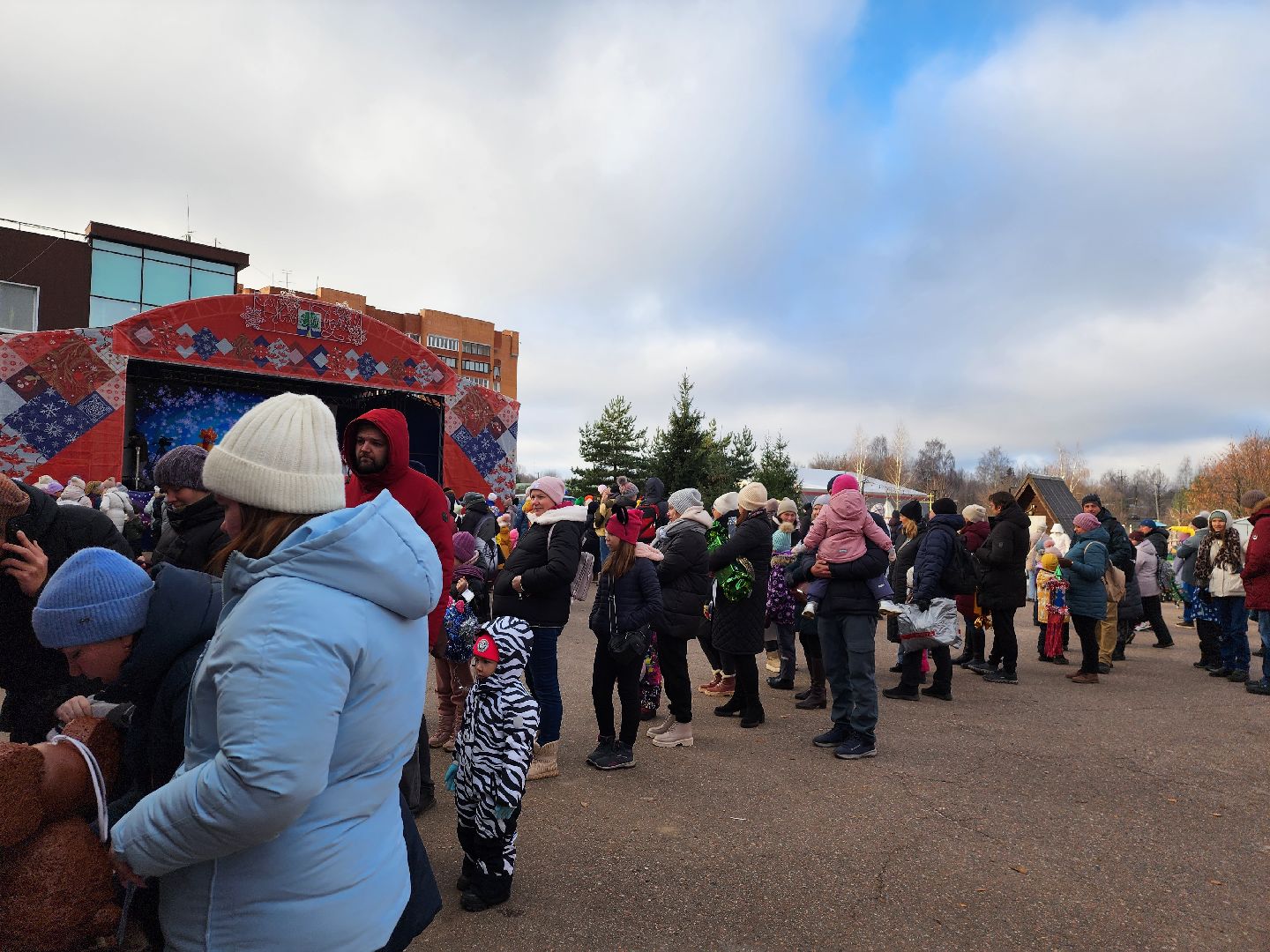 Праздник, дед мороз, парки подмосковья, зима в подмосковье, день рождения деда мороза, дети, Дубна,