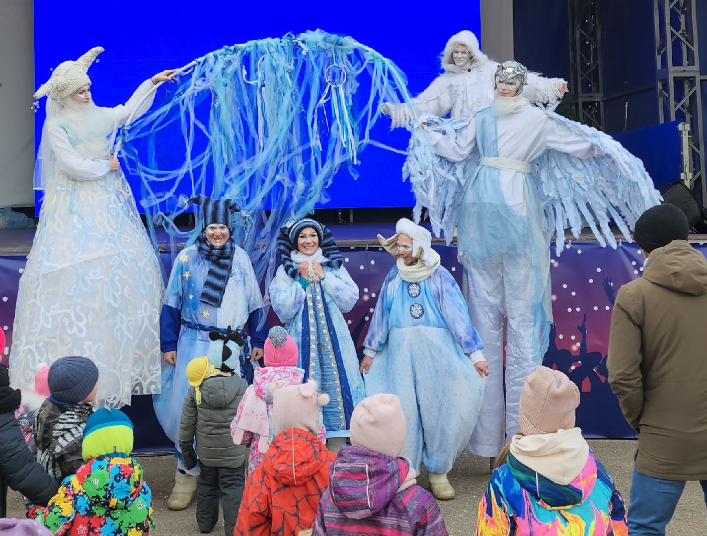 Праздник, дед мороз, парки подмосковья, зима в подмосковье, день рождения деда мороза, дети, Дубна,