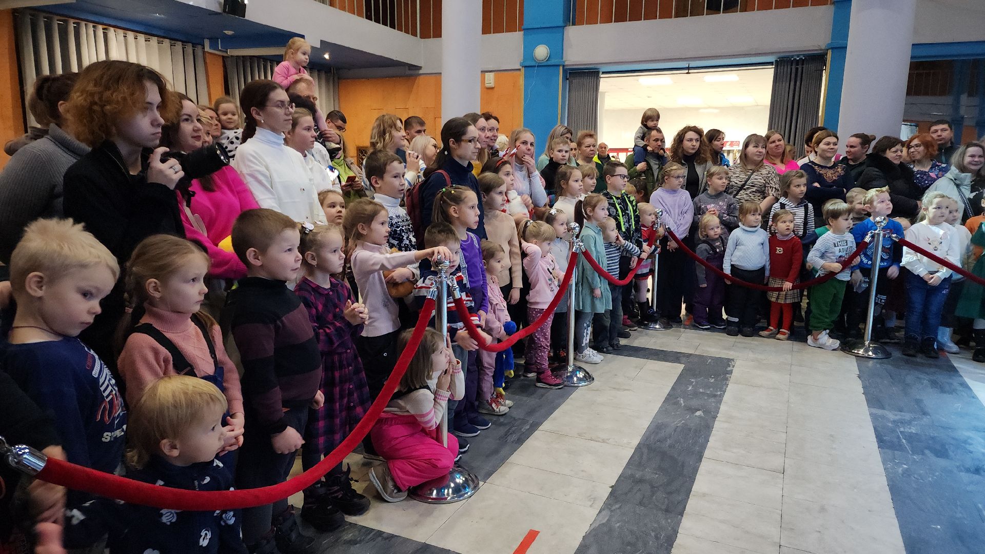 праздник, электросталь, культура, дед мороз, дедушка мороз, день рождения, день рождения деда мороза,