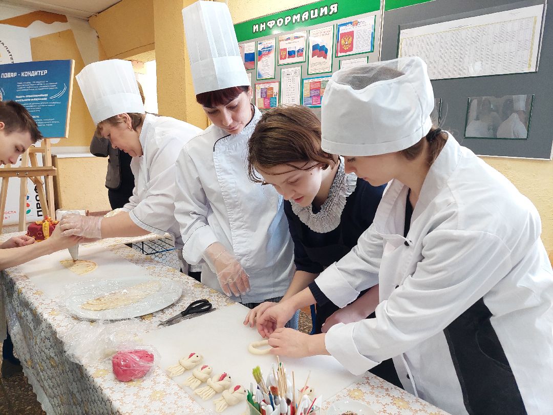 Воскресенск, образование