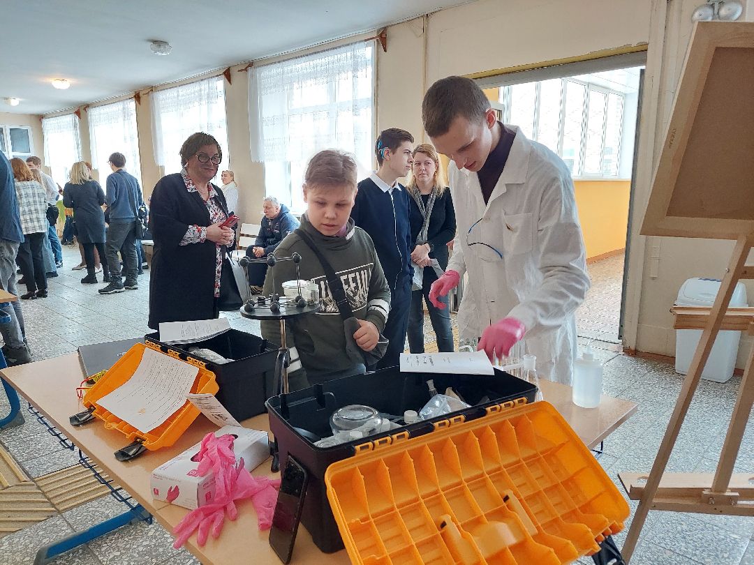 Воскресенск, образование