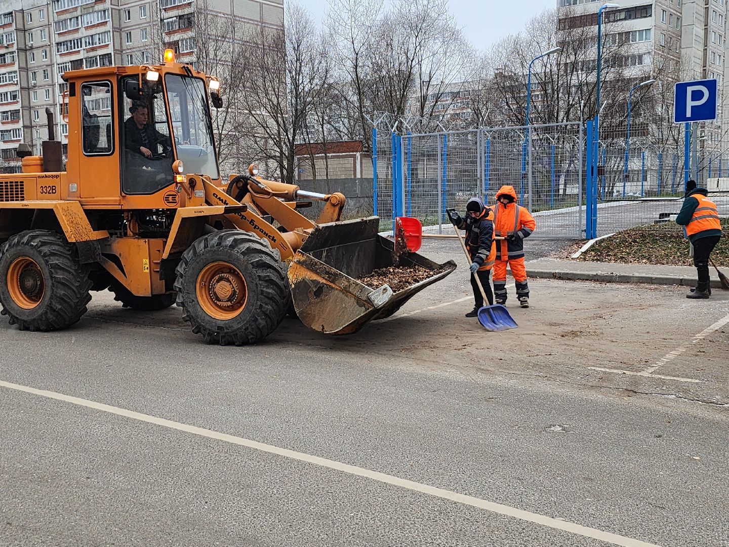 серпухов, дороги, уборка дорог, комбинат благоустройства, листва,