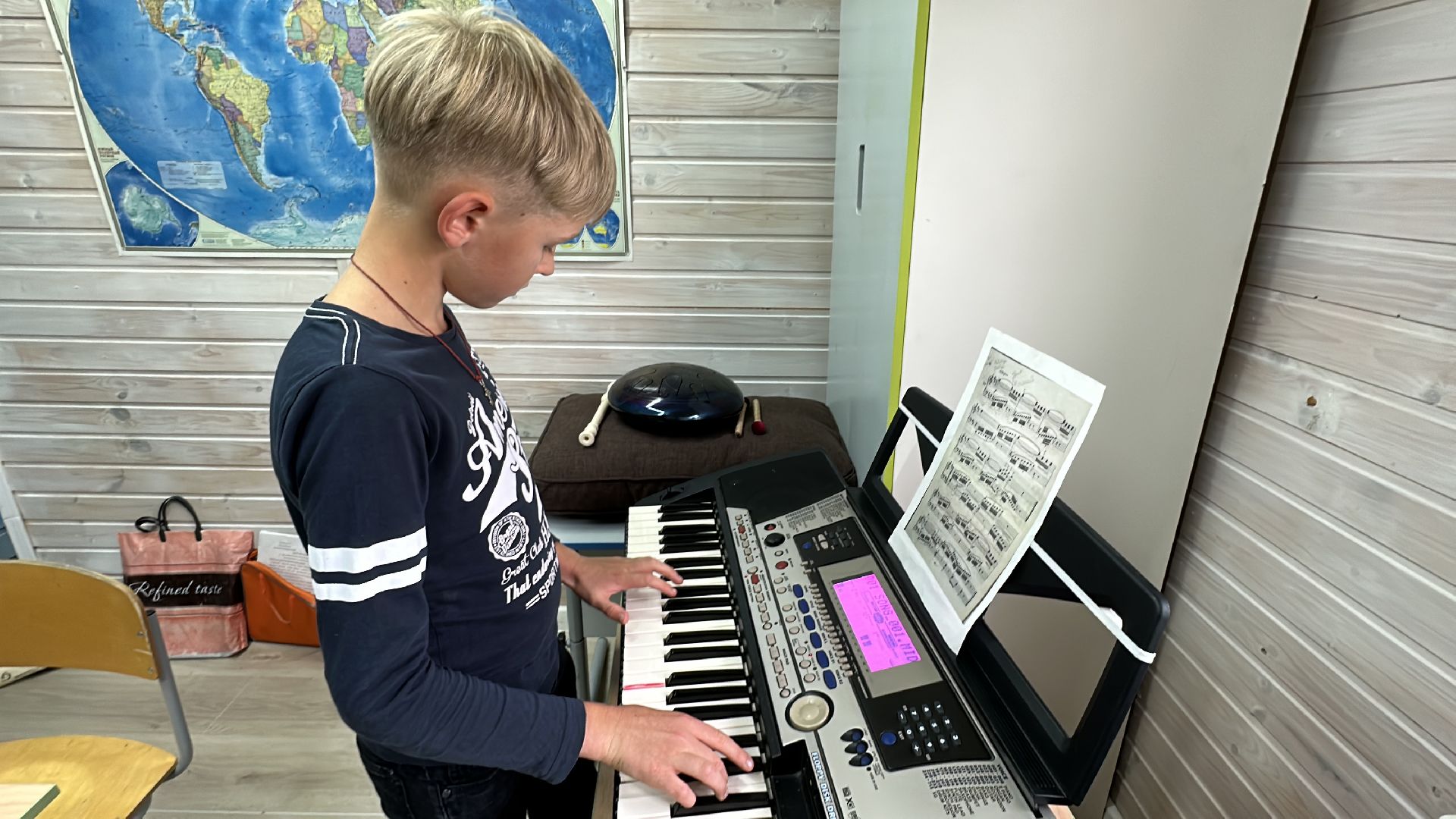 Одинцово, Скрапбукинг, Музыка, Замки, Хобби, образование,