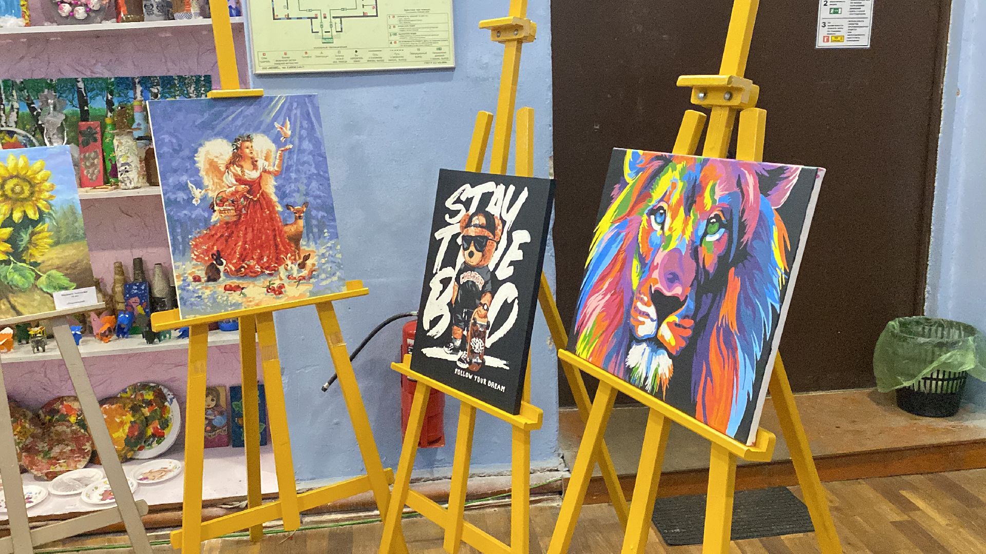 волоколамск, художники, живописцы, выставка, дом культуры, мероприятие, картина, картины,