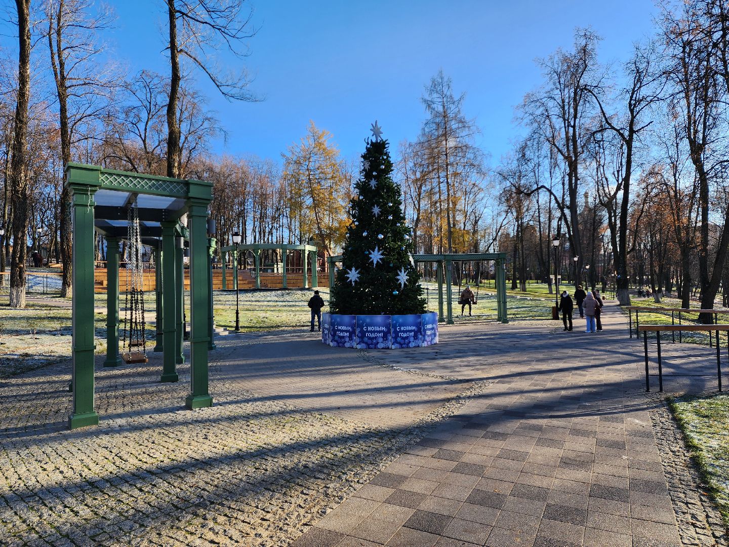 раменское, благоустройство, новогодняя ель в Раменском городском парке,