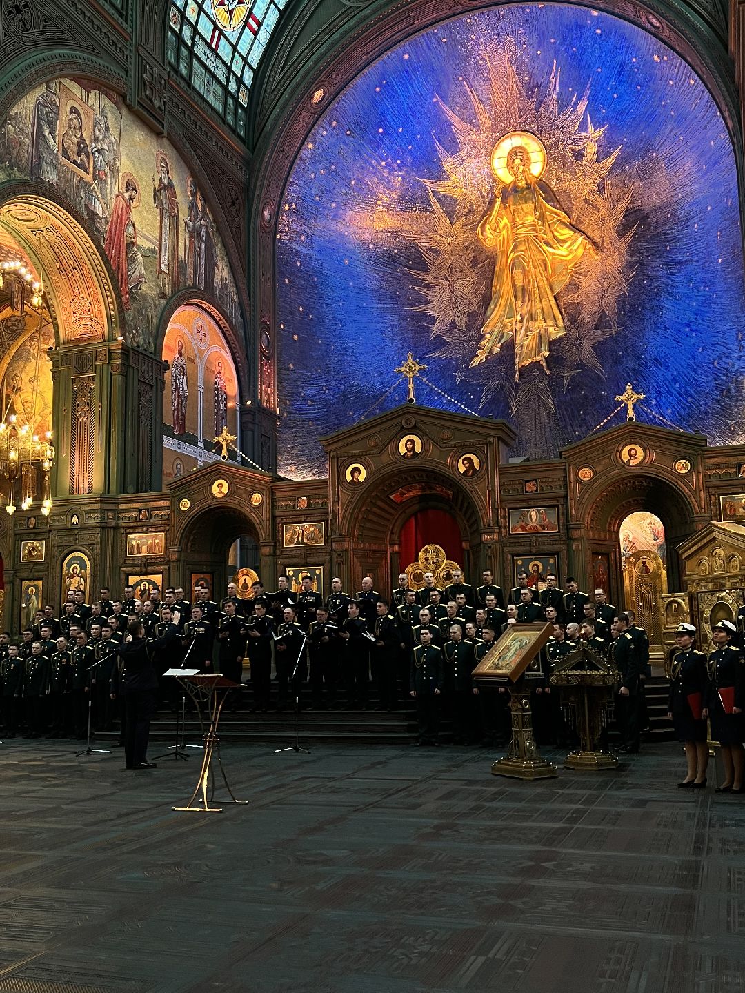 Одинцово, общество