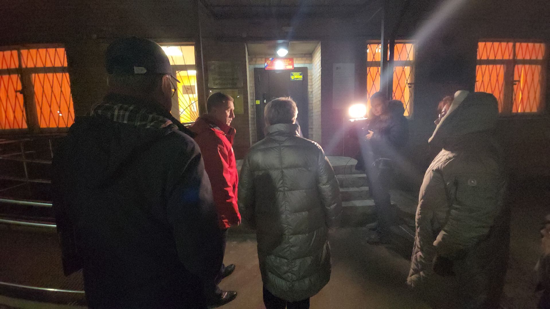 долгопрудный, владислав юдин, выездная администрация, Центральная библиотека, ремонт фасада, благоустройство,