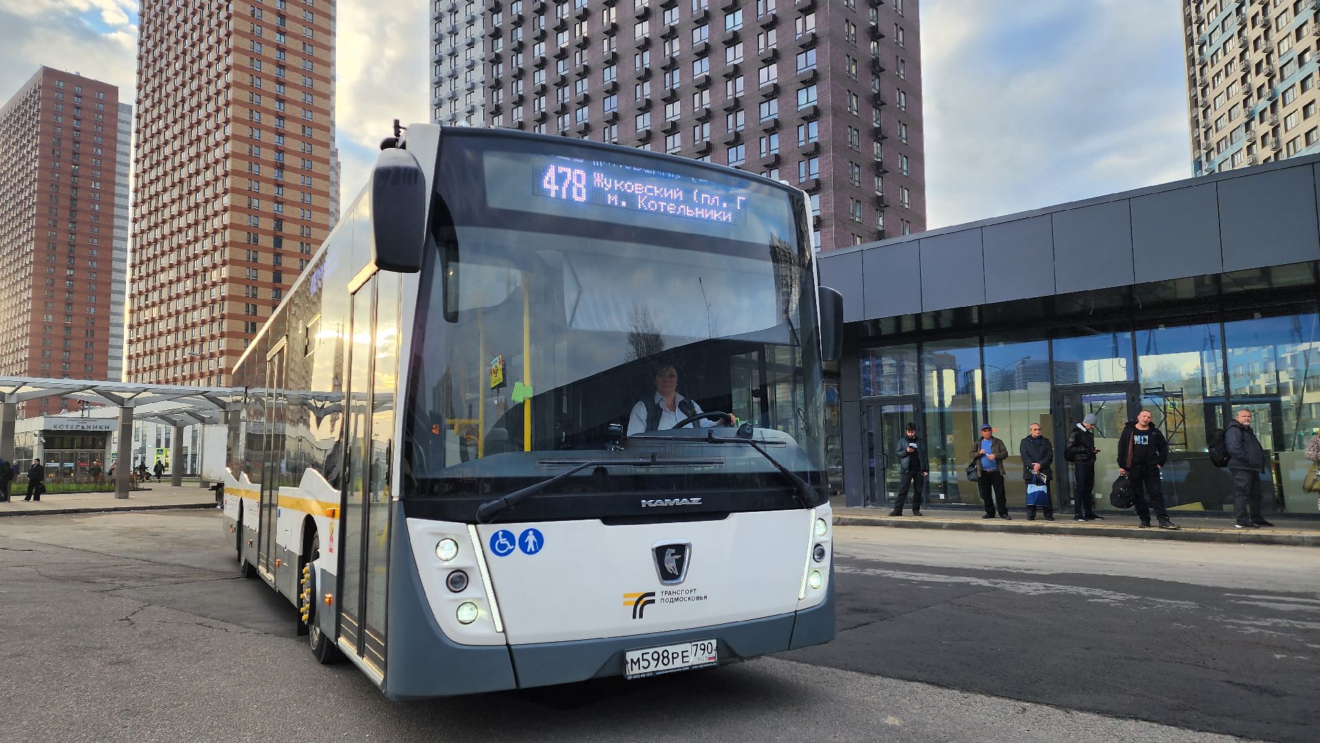 транспорт, женщина-водитель, котельники,