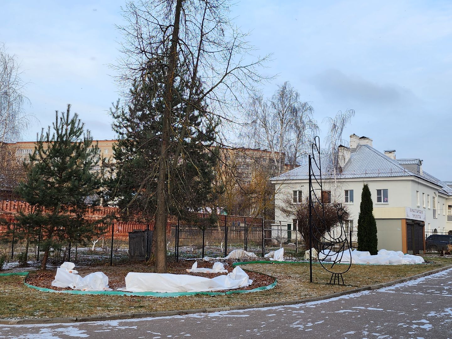 серпухов, подмосковье, женский монастырь, подготовка к зиме,