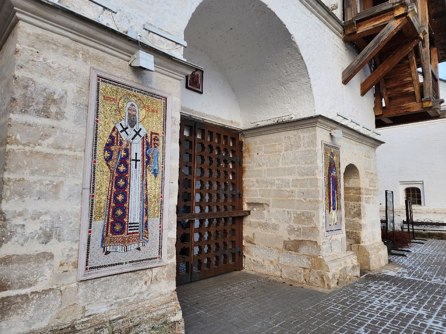 серпухов, подмосковье, женский монастырь, подготовка к зиме,