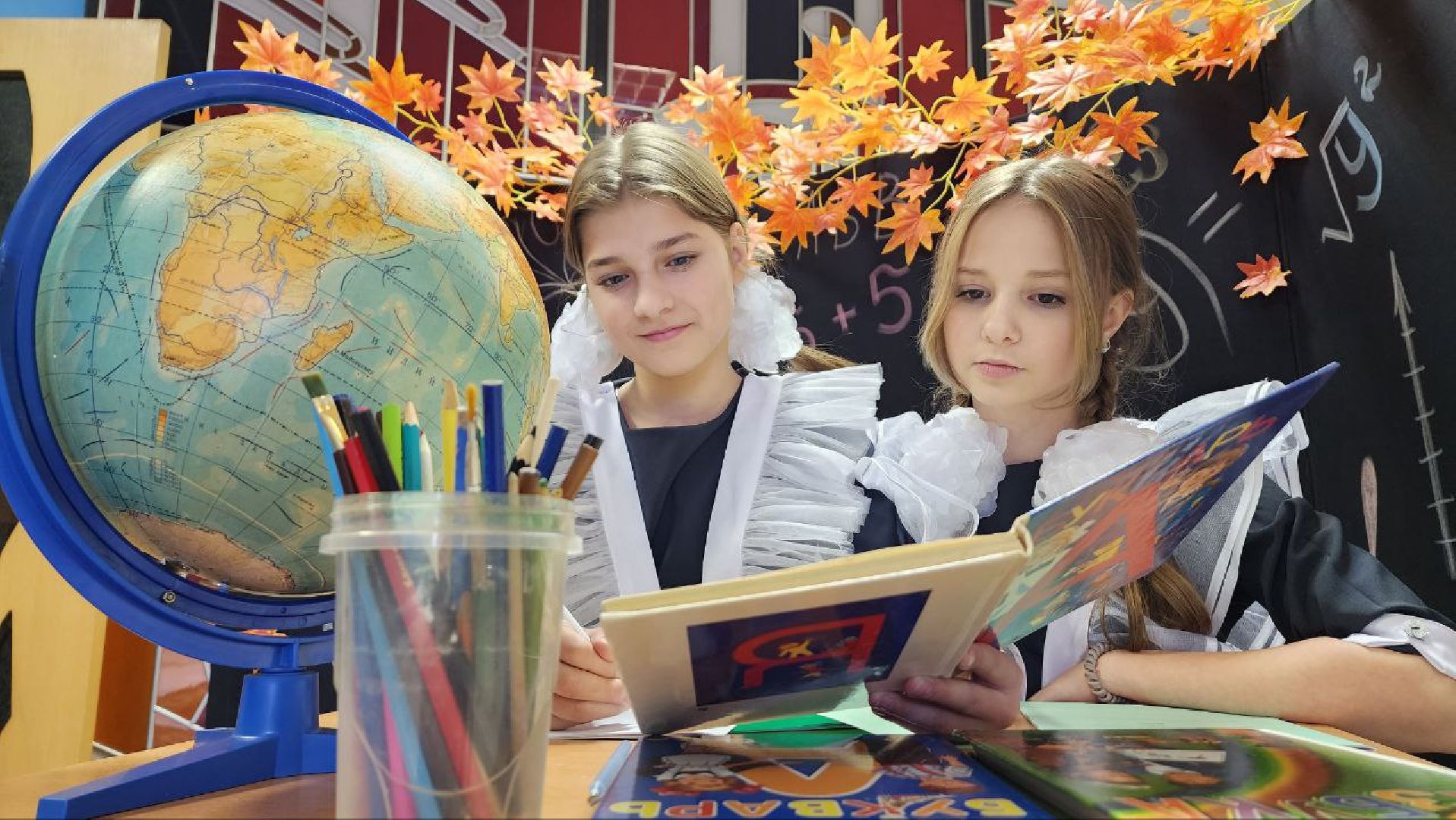 Дмитров, Мособлдума, Минобразования,