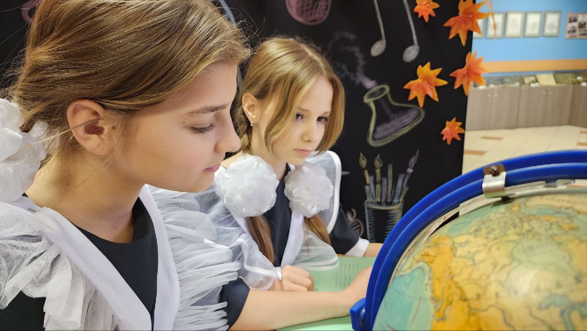 Дмитров, Мособлдума, Минобразования,