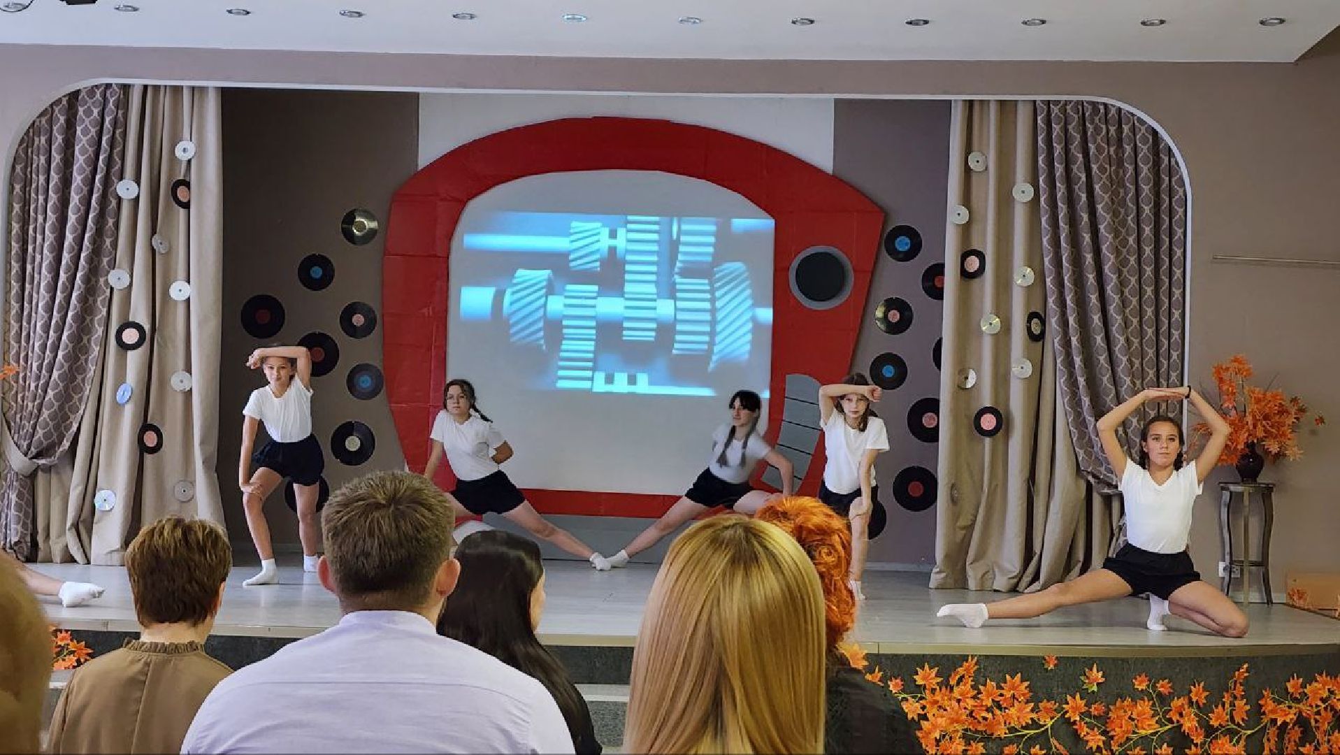 Дмитров, Мособлдума, Минобразования,