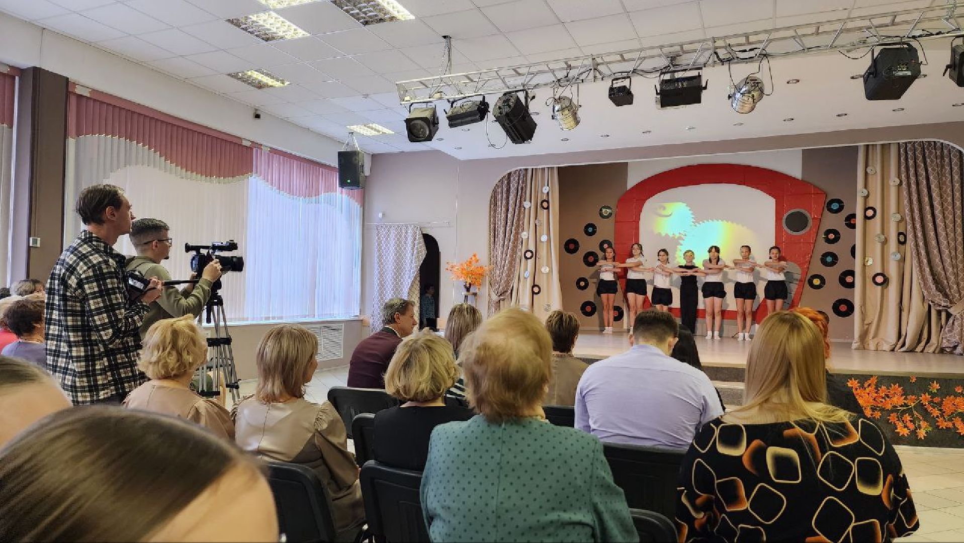 Дмитров, Мособлдума, Минобразования,