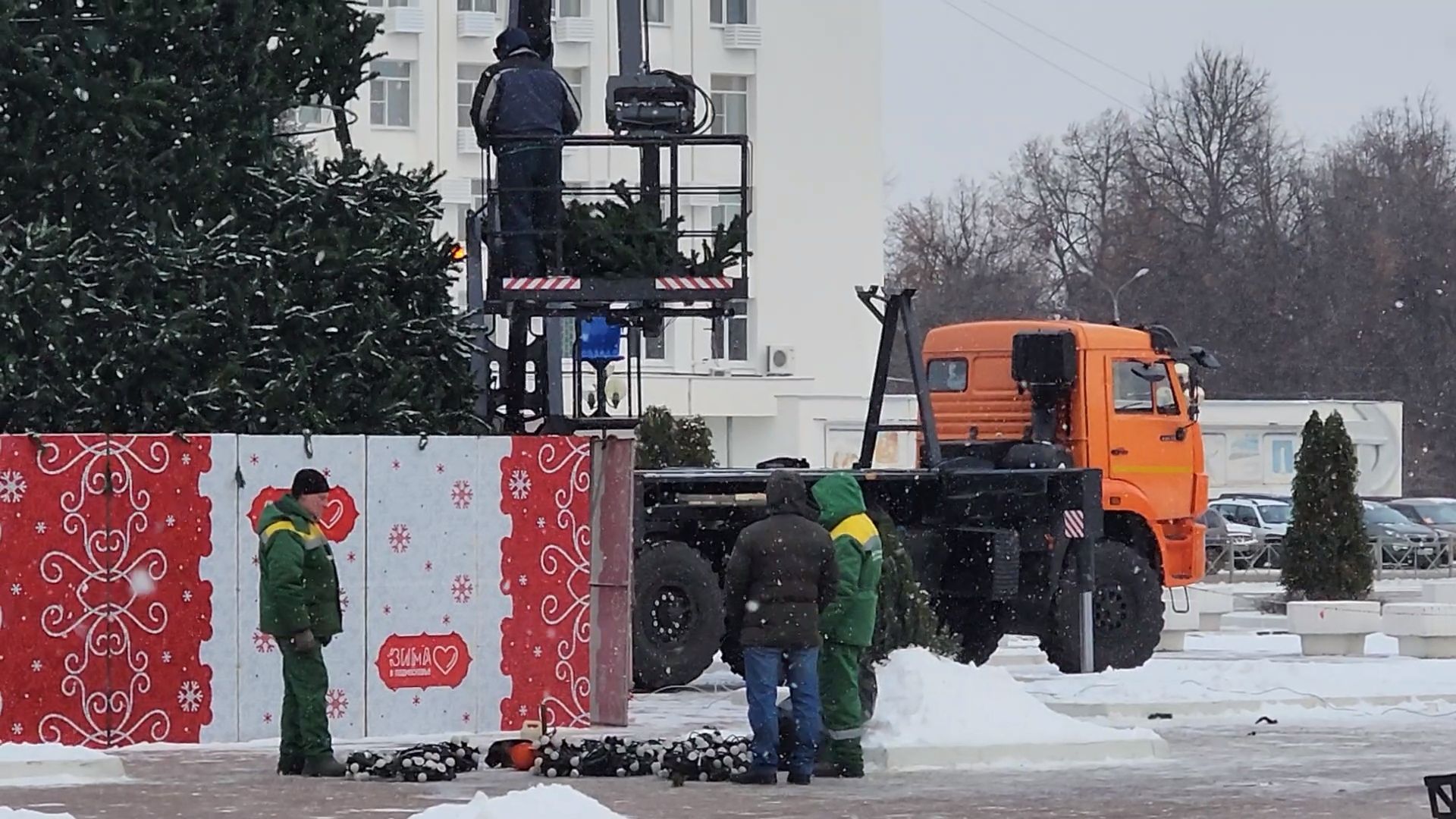 Коломна, новый год, ёлка, новогодние украшения,