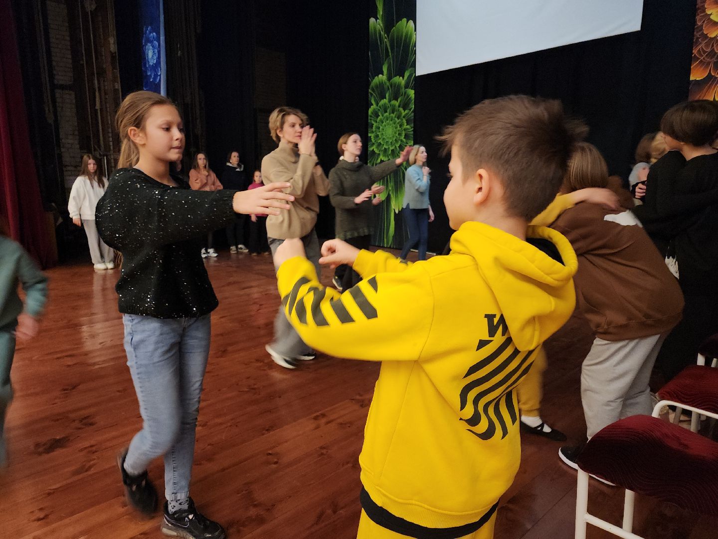 кашира, битва за москву, спектакль, ни слова о войне, дк им ленина, творческий коллектив, фантазия, великая отечественная война,