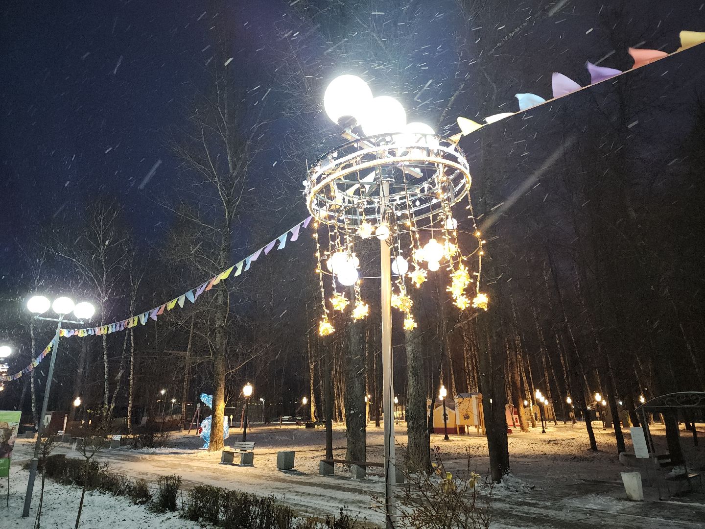 кашира, городской парк, ожерелье, дубовая роща, зимней сезон, подготовка, благоустройство, гирлянды, новый год, дед мороз,