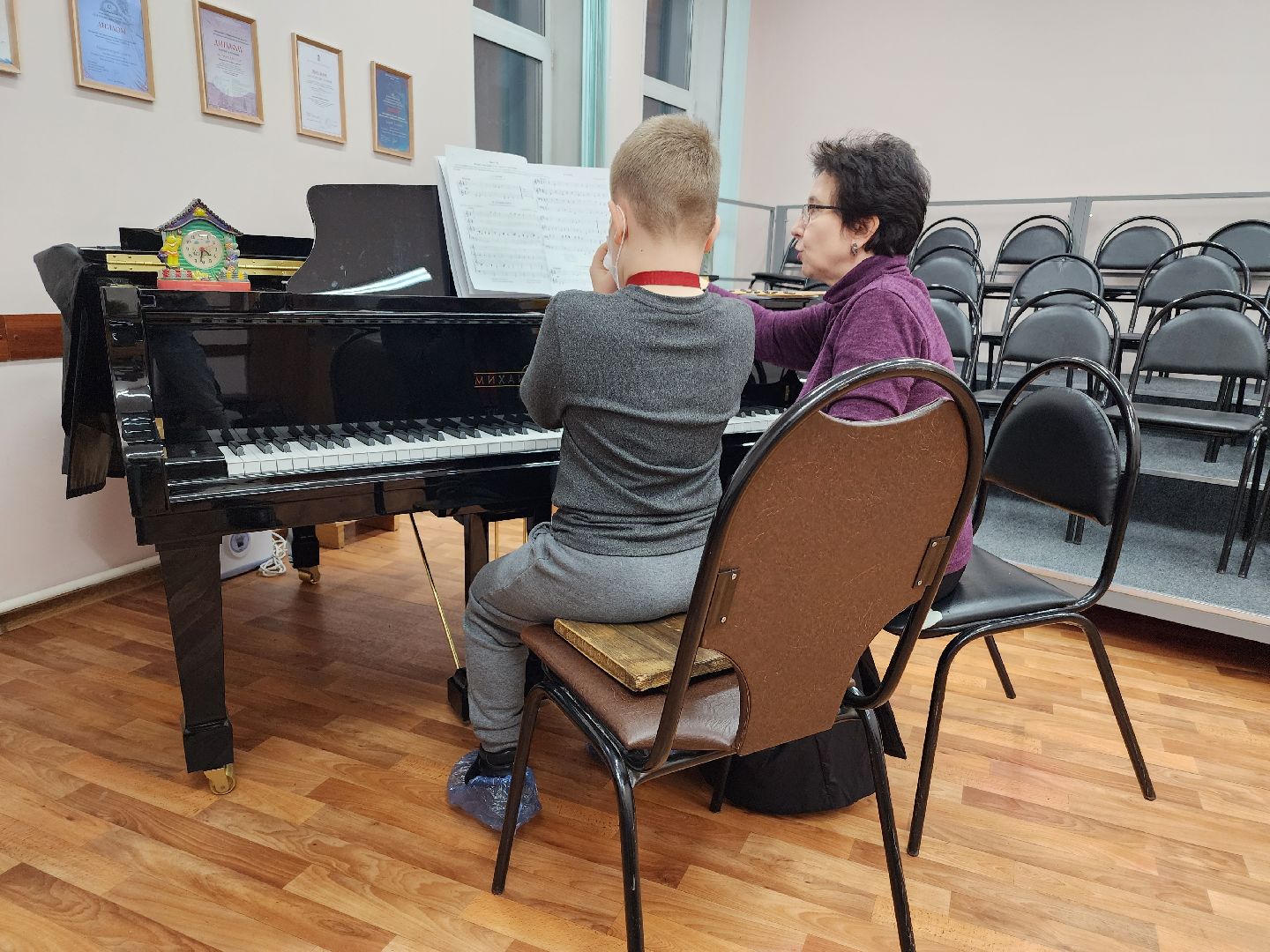 Школа, музыкальная школа, музыкальные инструменты, культура,