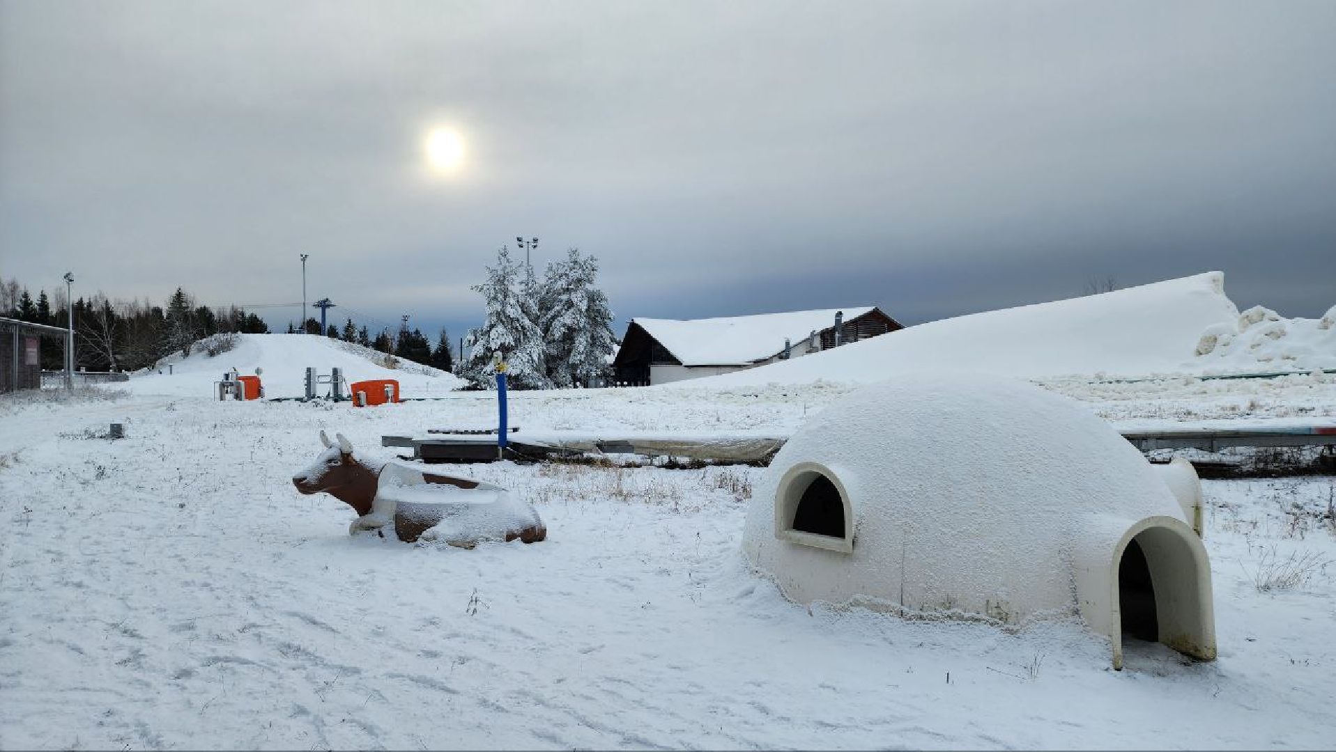 Волен, Сорочаны, Клуб Тягачева, Горные лыжи,