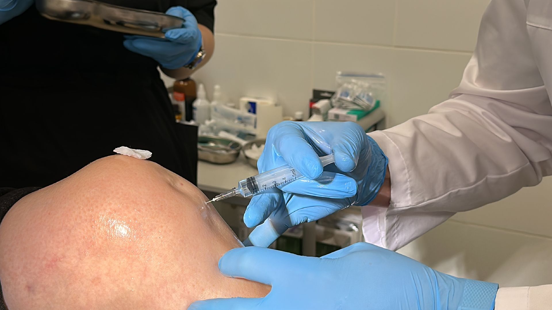 Поликлиника в Ромашково, Медицина, молодые врачи,