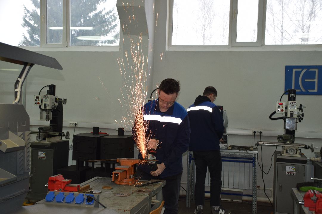 Павловский Посад, общество